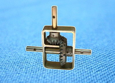 50Nm galvanized ইস্পাত ঘর ঢালাই শঙ্কু গিয়ারের সঙ্গে গ্রিনহাউস বায়ুচলাচল টর্কে সংক্রমণ বক্স